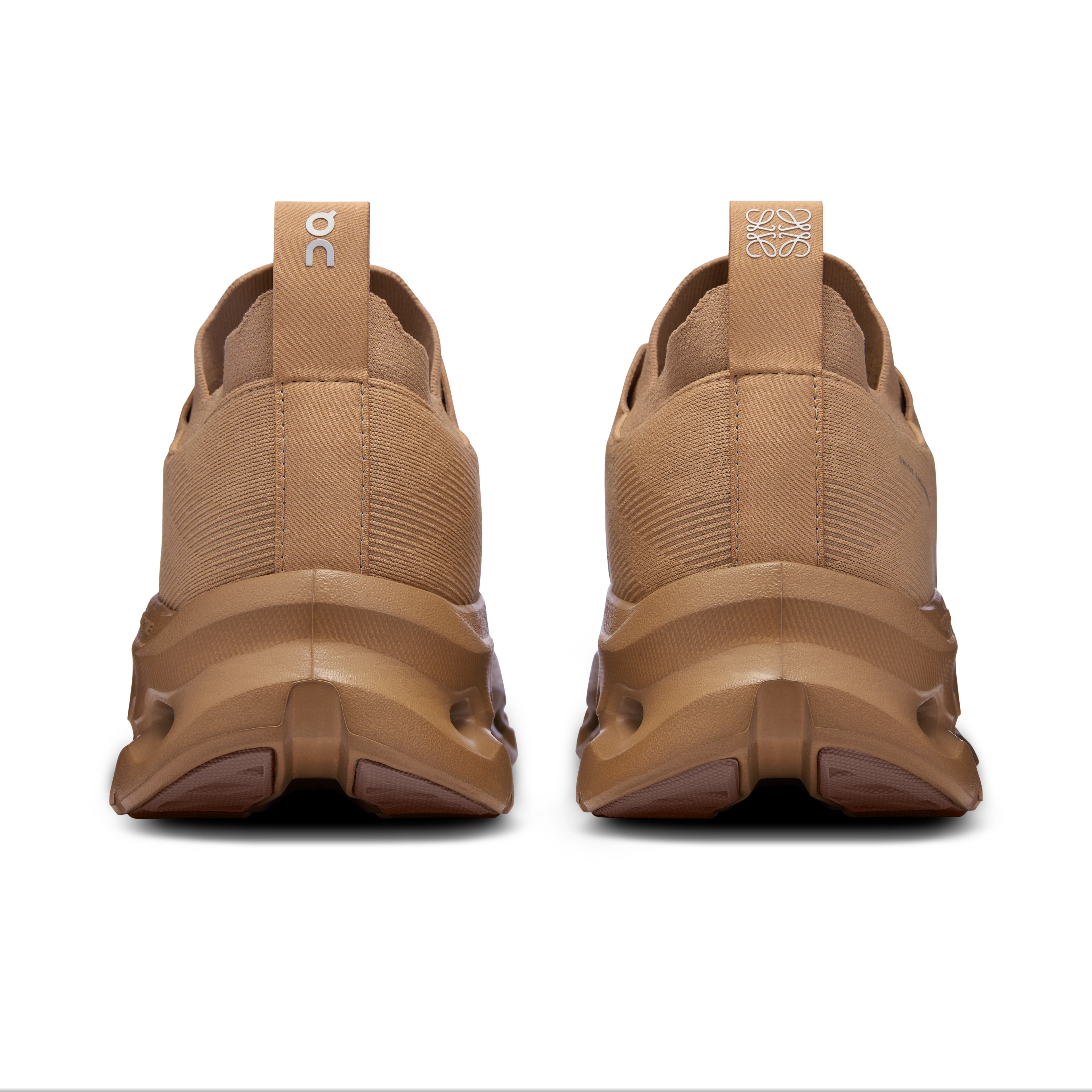 Cloudtilt LOEWE - Dark Sand